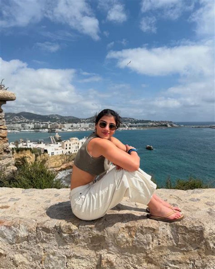 A Look At Sara Saffari's Age: A Comprehensive Overview