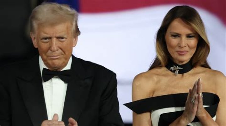 Exploring The Age Gap: Donald Trump Jr. And His Girlfriend