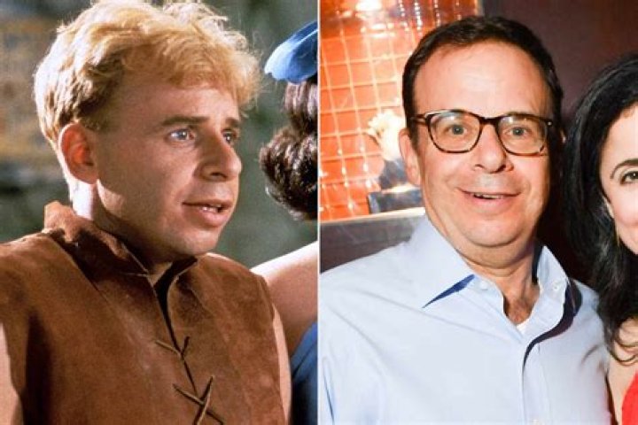 The Latest Scoop On Rick Moranis' Kids: Where Are They Now?