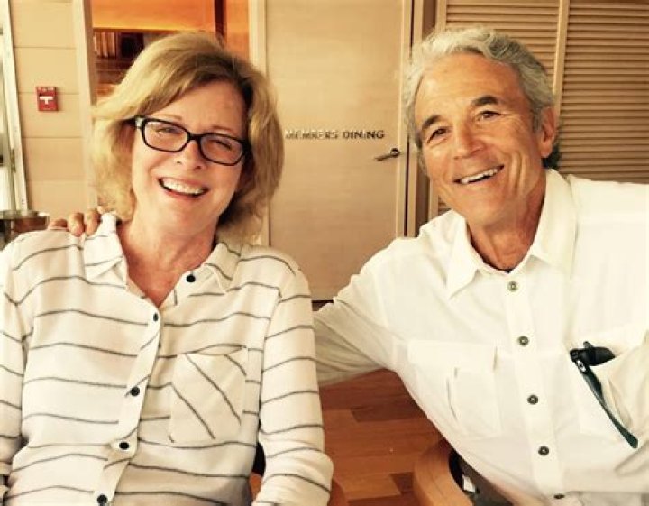 Ultimate Guide: Are Kaley Cuoco's Parents Still Living?