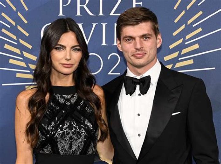 Unveiling Kelly Piquet's Ex-Husband: A Journey Through Their Relationship