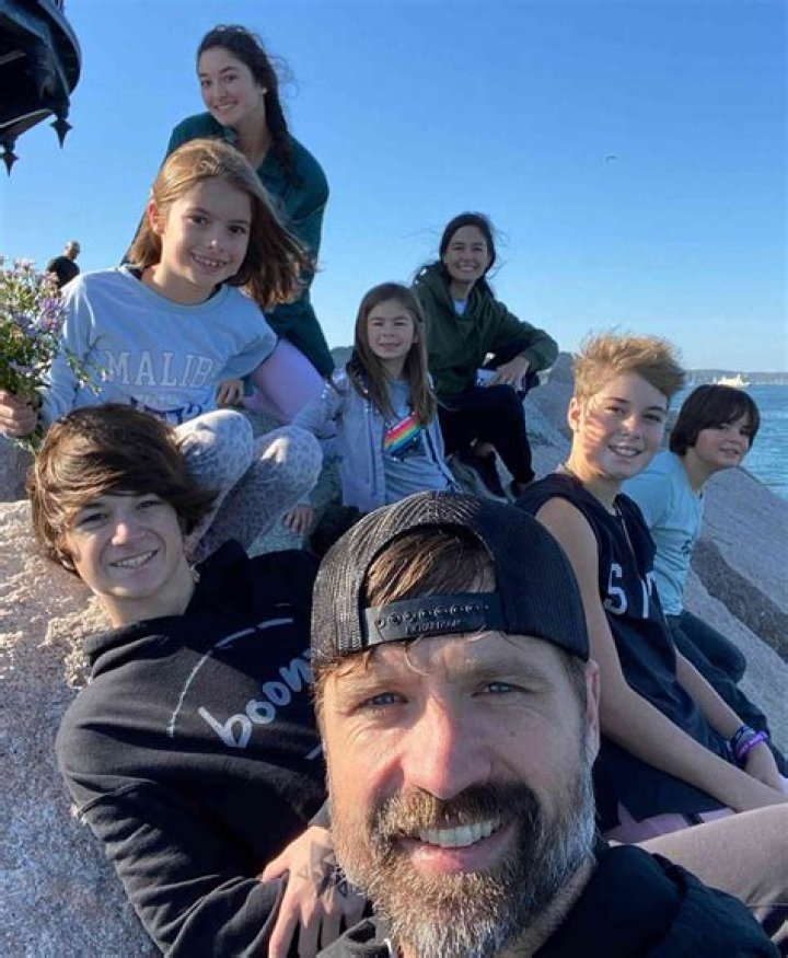 Walker Hayes Brood: A Guide To His Growing Family